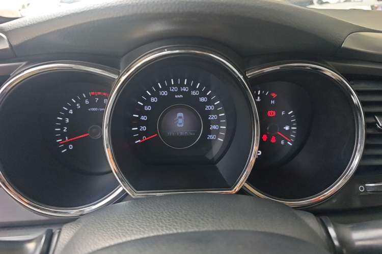 Used Kia K5 2015 2.0L Automatic GL Instrument Cluster
