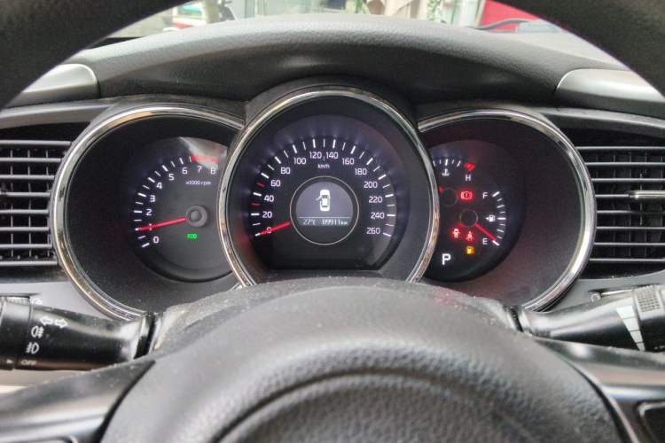 Used Kia K5 2015 2.0L Automatic GL Instrument Cluster