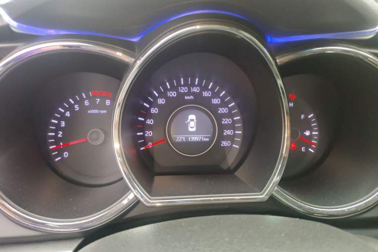 Used Kia K5 2015 2.0L Automatic GL Instrument Cluster