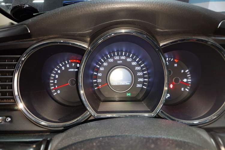 Used Kia K5 2015 2.0L Automatic GL Instrument Cluster