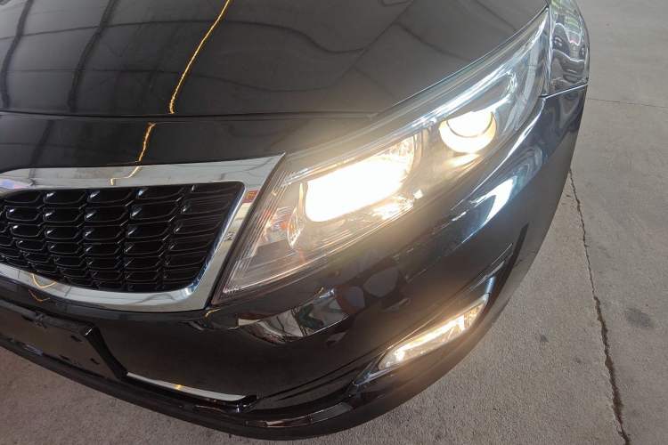 Used Kia K5 2015 2.0L Automatic GL Left Front Headlight