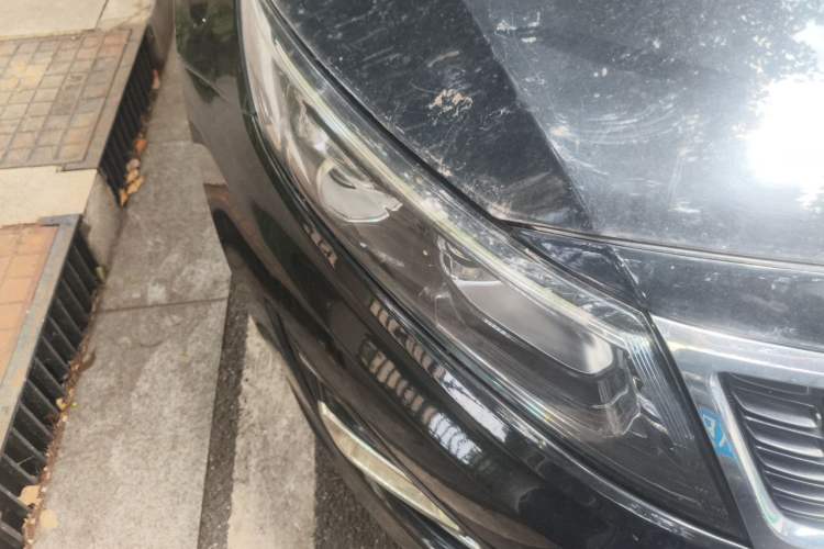 Used Kia K5 2015 2.0L Automatic GL Right Front Headlight