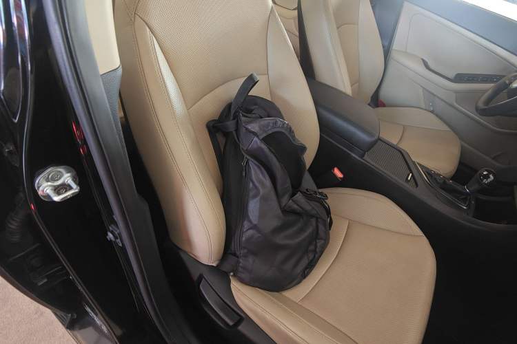 Used Kia K5 2015 2.0L Automatic GL Right Front Seat
