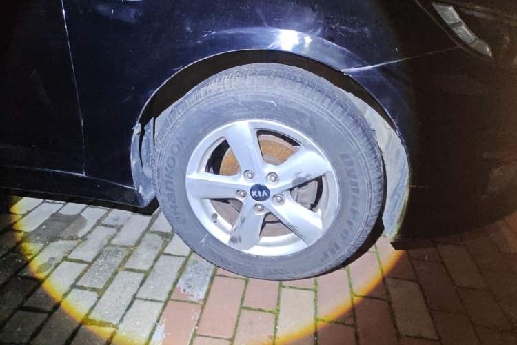Used Kia K5 2015 2.0L Automatic GL Right Front Wheel Hub
