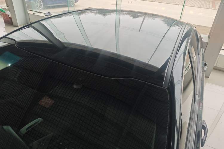 Used Kia K5 2015 2.0L Automatic GL Roof