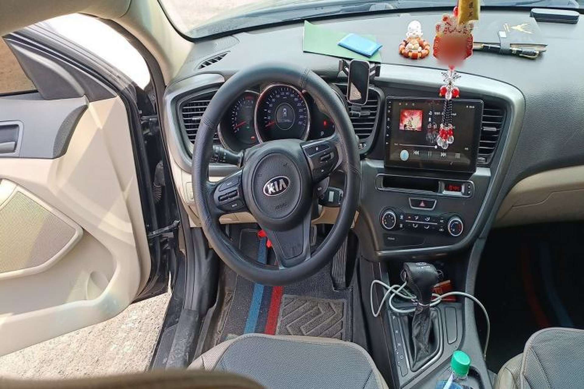 Used Kia K5 2015 2.0L Automatic GL Steering Wheel