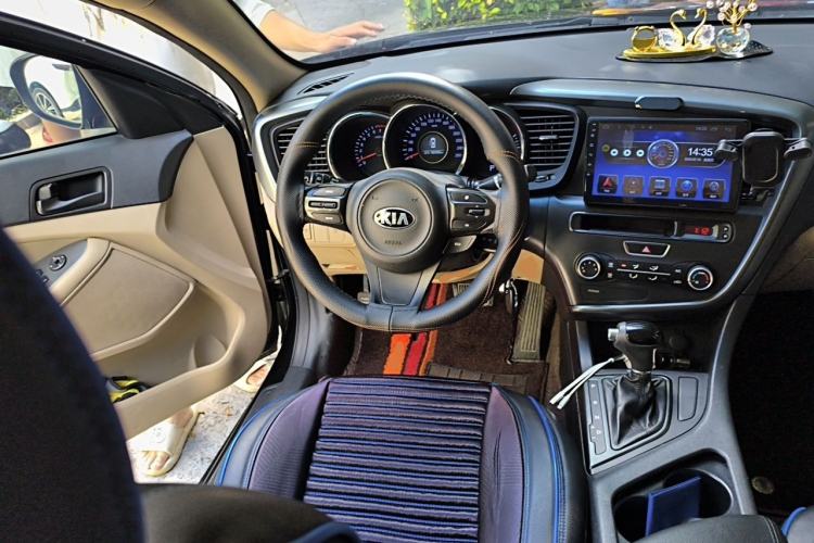 Used Kia K5 2015 2.0L Automatic GL Steering Wheel
