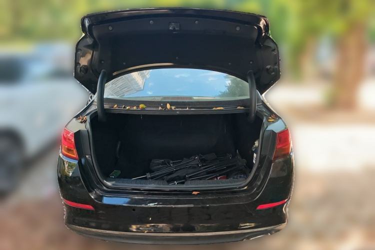 Used Kia K5 2015 2.0L Automatic GL Trunk