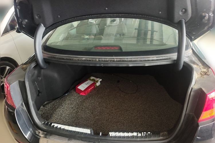 Used Kia K5 2015 2.0T Automatic T-PRM Trunk