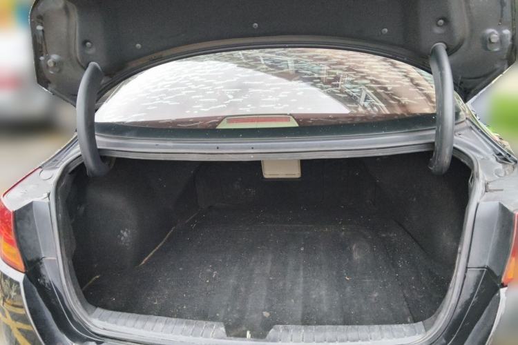 Used Kia K5 2015 2.0L Automatic GL Trunk