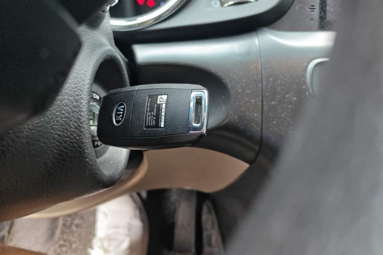 Used Kia K5 2015 2.0L Automatic GL Vehicle Key