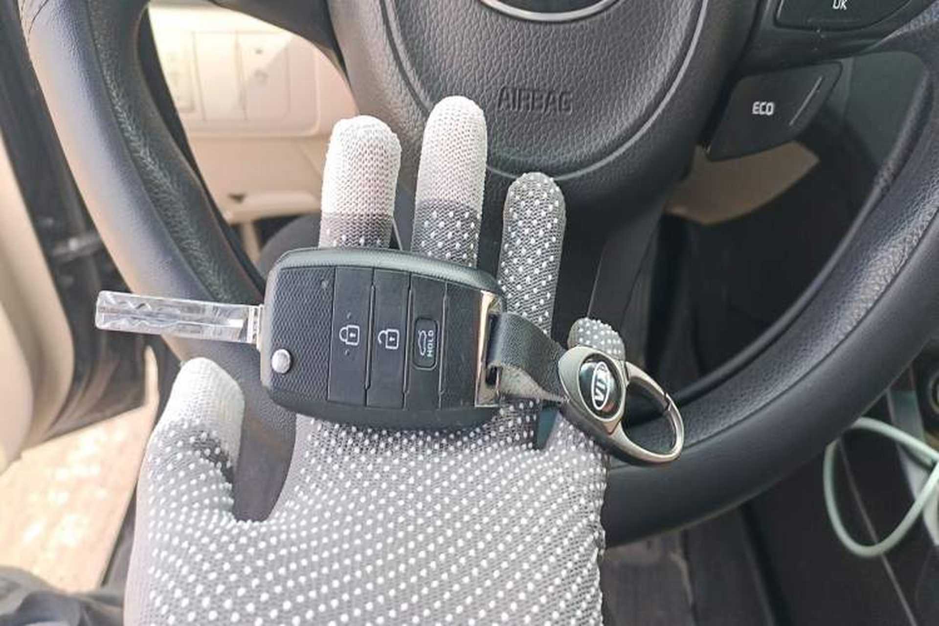 Used Kia K5 2015 2.0L Automatic GL Vehicle Key