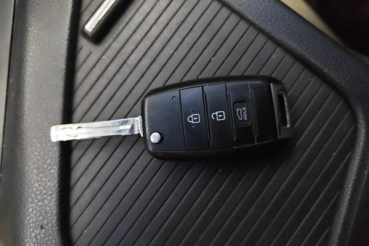 Used Kia K5 2015 2.0L Automatic GL Vehicle Key