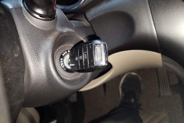 Used Kia K5 2015 2.0L Automatic GL Vehicle Key
