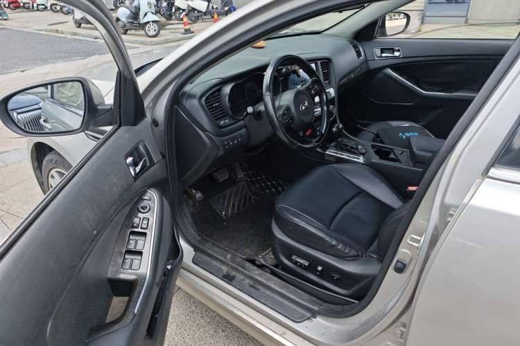 Used Kia K5 2015 2.0L Automatic LUX Driver Seat
