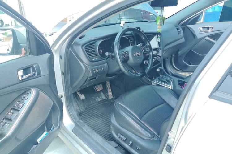 Used Kia K5 2015 2.0L Automatic LUX Driver Seat