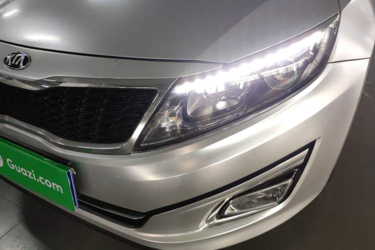 Used Kia K5 2015 2.0L Automatic LUX Left Front Headlight