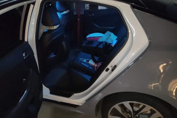 Used Kia K5 2015 2.0L Automatic LUX Left Rear Seat