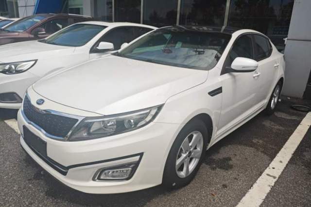 Kia K5 2015 2.0L Automatic GL de segunda mano