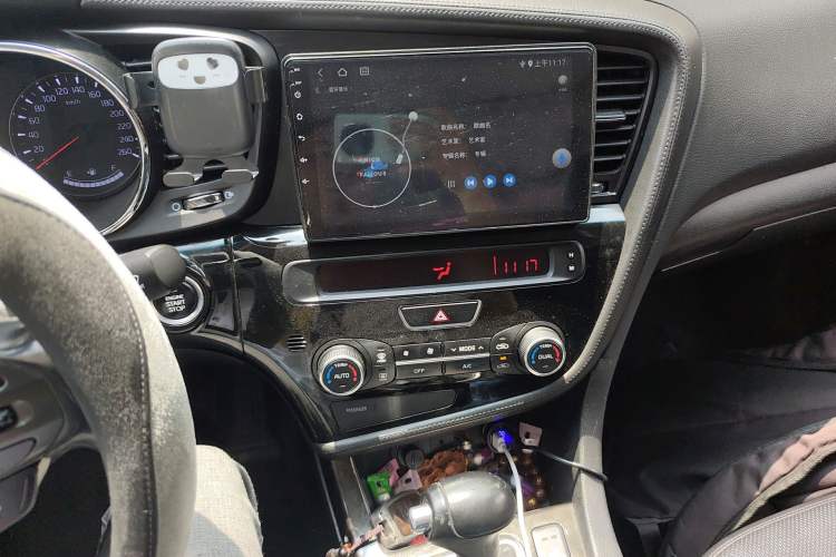 Used Kia K5 2015 2.0L Automatic LUX Audio And AC Panel