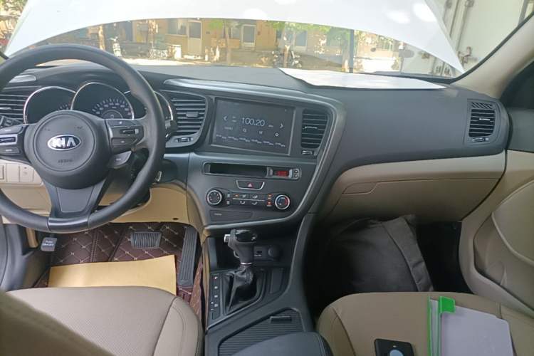 Used Kia K5 2015 2.0L Automatic GL Audio And AC Panel