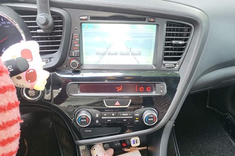 Used Kia K5 2015 2.0L Automatic LUX Audio And AC Panel