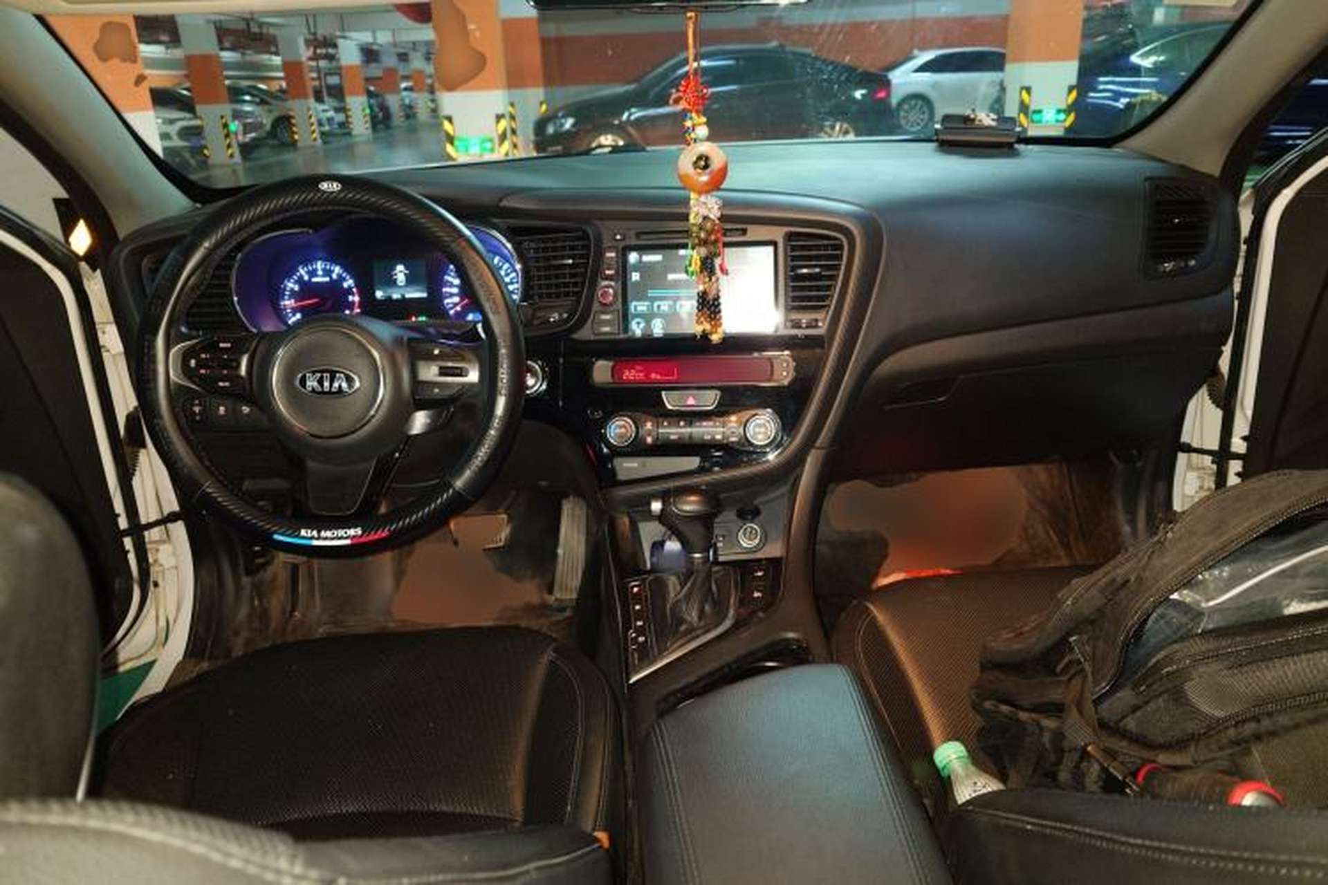 Used Kia K5 2015 2.0L Automatic LUX Center Console