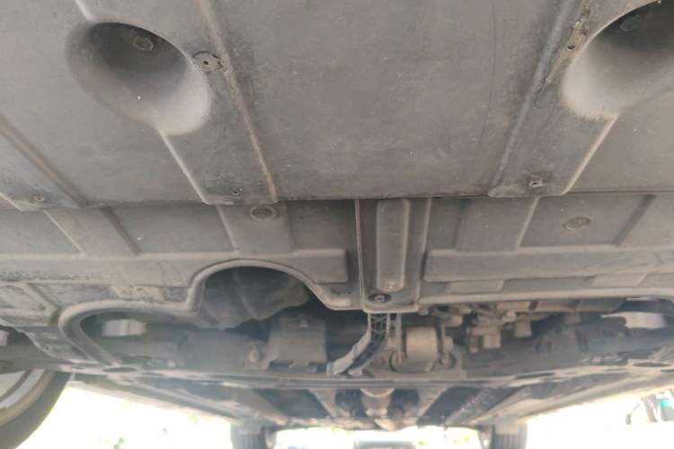 Used Kia K5 2015 2.0L Automatic LUX Chassis Front