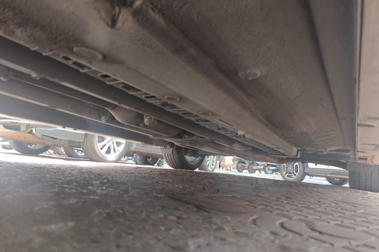 Used Kia K5 2015 2.0L Automatic LUX Chassis Front Left