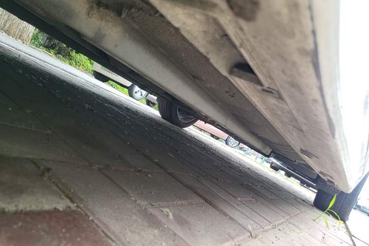 Used Kia K5 2015 2.0L Automatic LUX Chassis Front Left