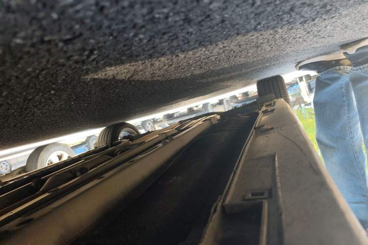Used Kia K5 2015 2.0L Automatic LUX Chassis Front Right