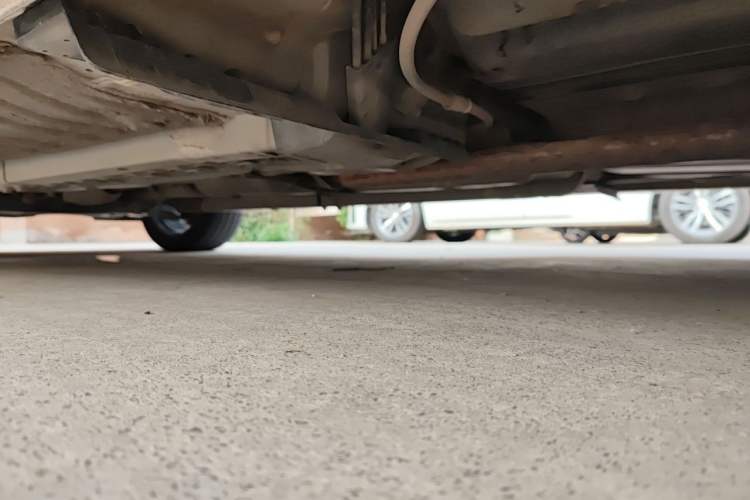 Used Kia K5 2015 2.0L Automatic LUX Chassis Rear Left