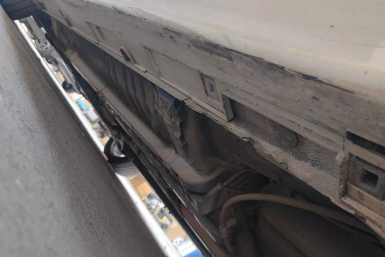 Used Kia K5 2015 2.0L Automatic LUX Chassis Rear Left