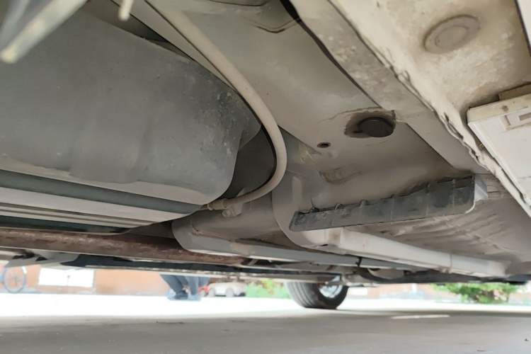 Used Kia K5 2015 2.0L Automatic LUX Chassis Rear Right