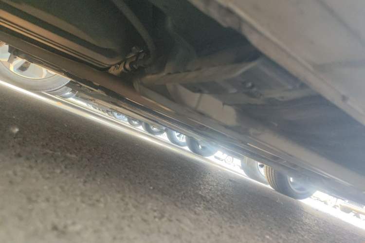 Used Kia K5 2015 2.0L Automatic LUX Chassis Rear Right
