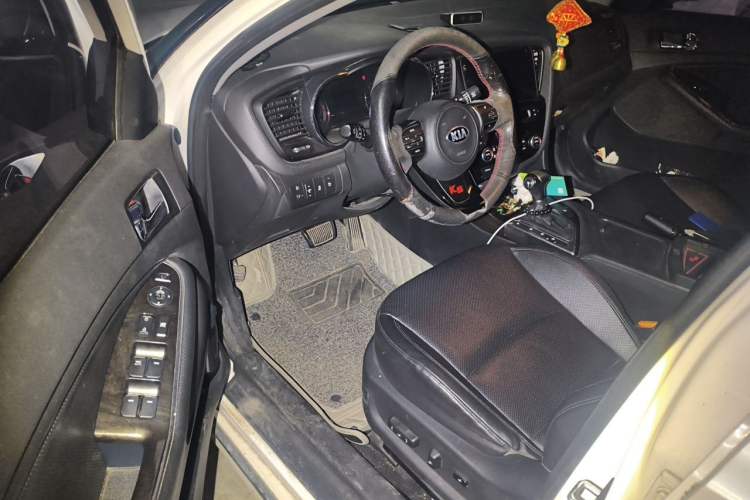 Used Kia K5 2015 2.0L Automatic LUX Driver Seat