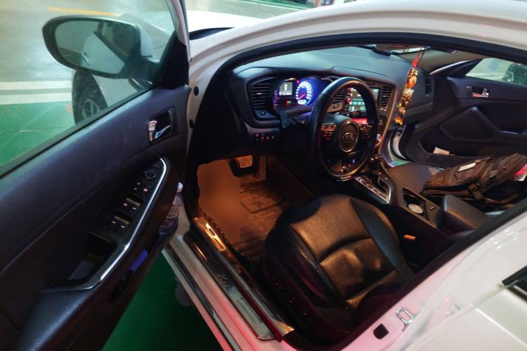 Used Kia K5 2015 2.0L Automatic LUX Driver Seat