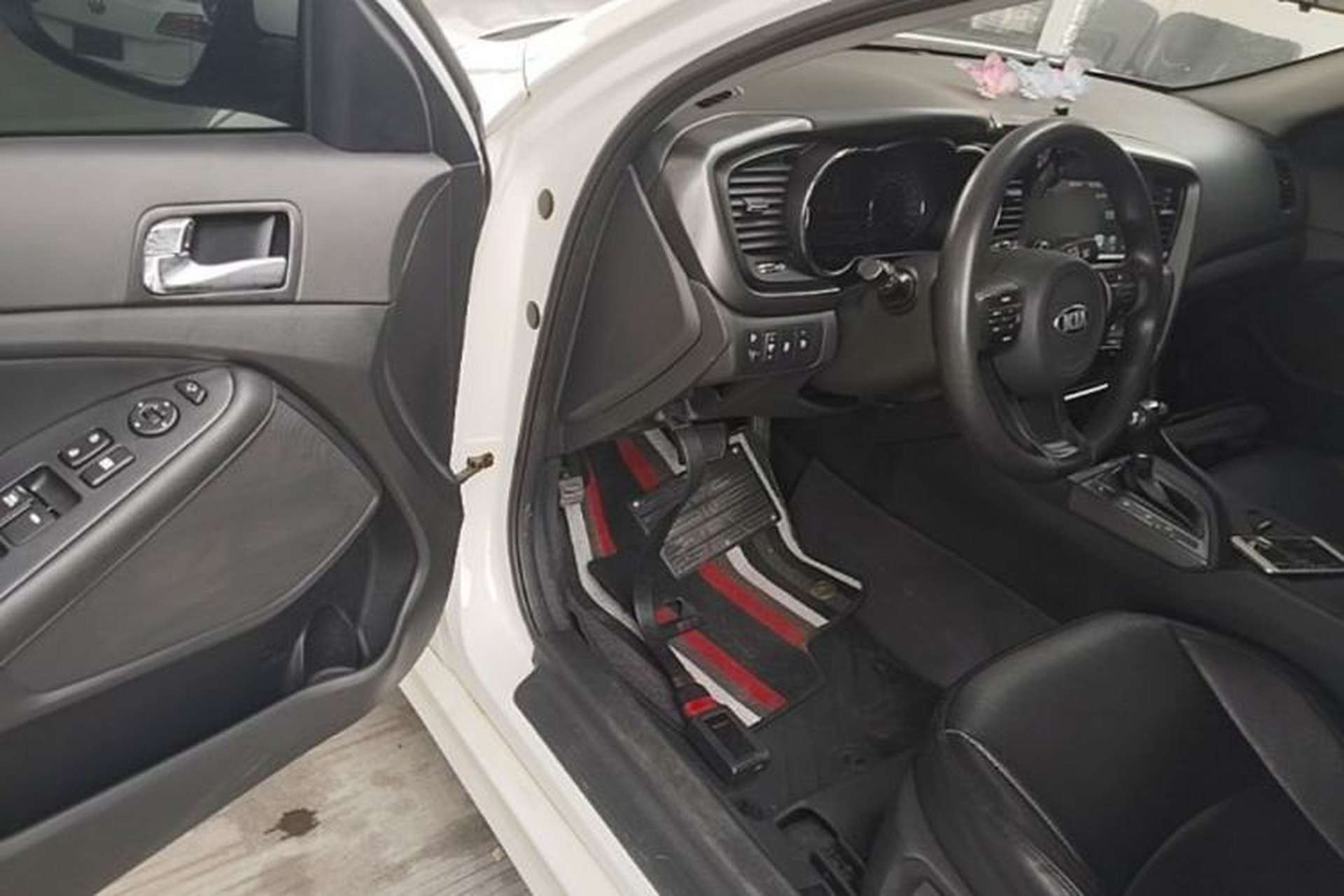 Used Kia K5 2015 2.0L Automatic GLS Driver Seat