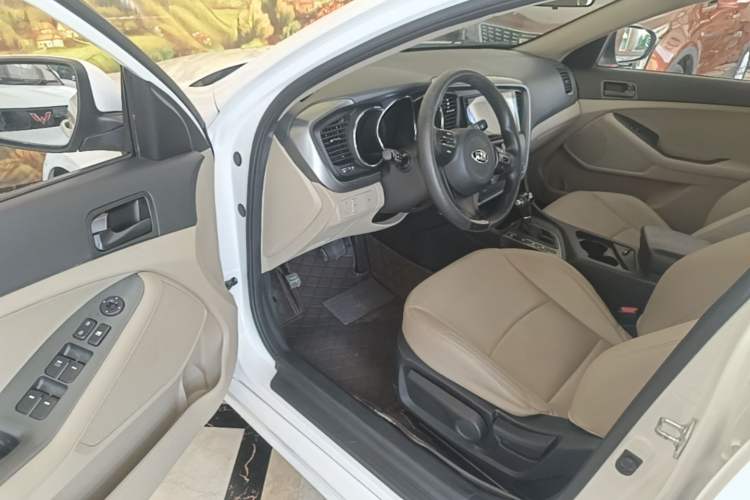 Used Kia K5 2015 2.0L Automatic GL Driver Seat