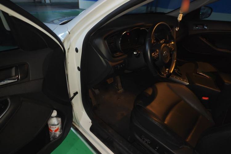 Used Kia K5 2015 2.0L Automatic LUX Driver Seat