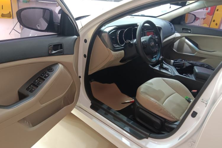 Used Kia K5 2015 2.0L Automatic GL Driver Seat