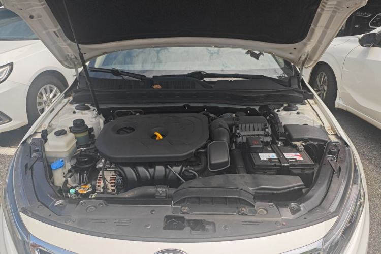 Used Kia K5 2015 2.0L Automatic GL Engine Bay