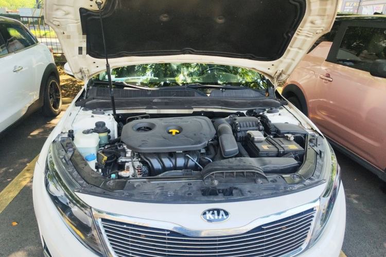 Used Kia K5 2015 2.0L Automatic LUX Engine Bay