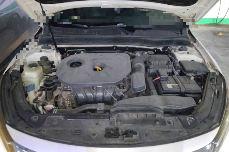 Used Kia K5 2015 2.0L Automatic LUX Engine Bay