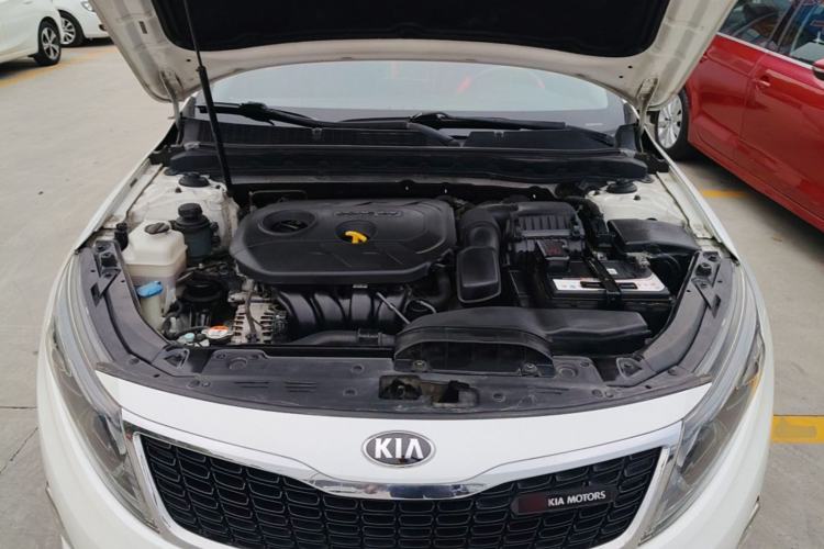 Used Kia K5 2015 2.0L Automatic LUX Engine Bay