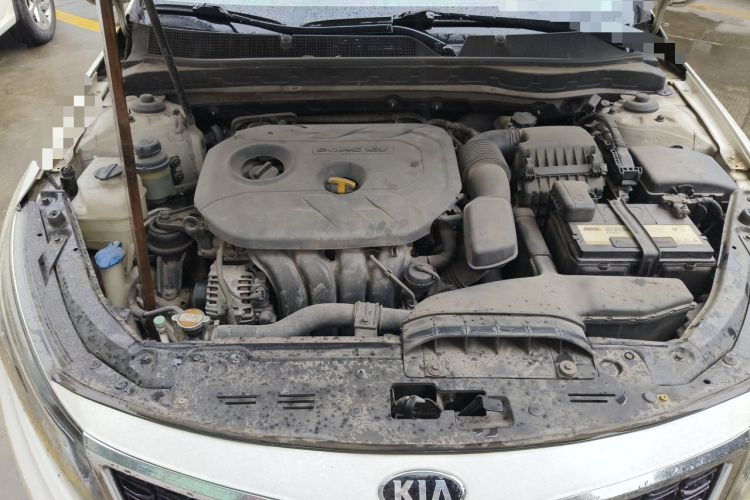 Used Kia K5 2015 2.0L Automatic LUX Engine Bay