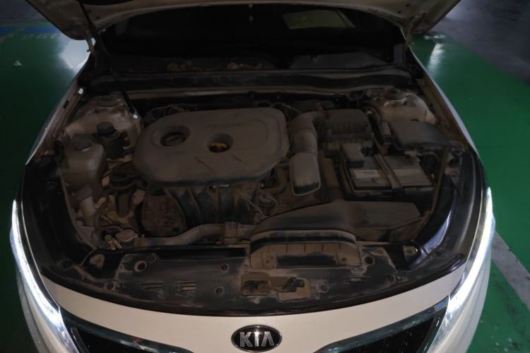 Used Kia K5 2015 2.0L Automatic LUX Engine Bay