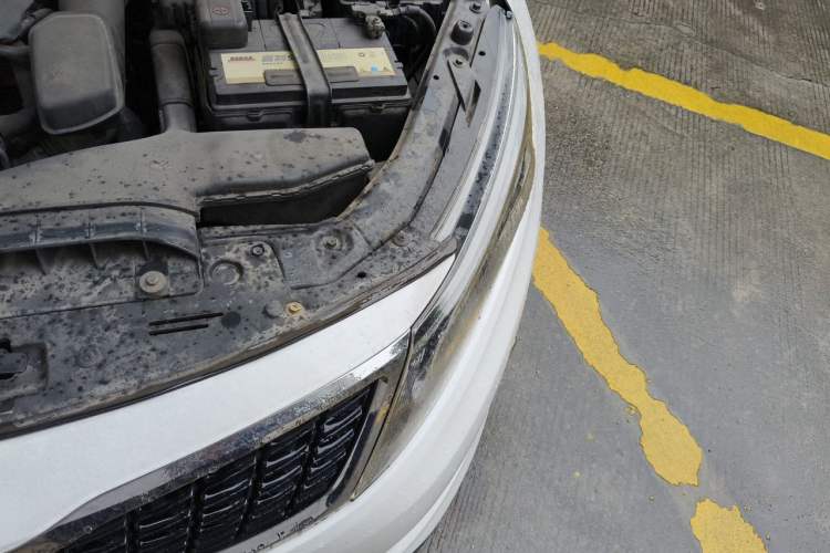 Used Kia K5 2015 2.0L Automatic LUX Engine Bay Left
