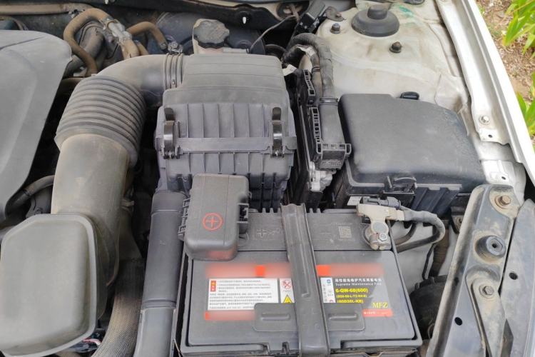 Used Kia K5 2015 2.0L Automatic GL Engine Bay Left