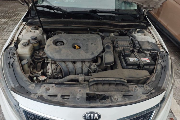 Used Kia K5 2015 2.0L Automatic LUX Engine Bay